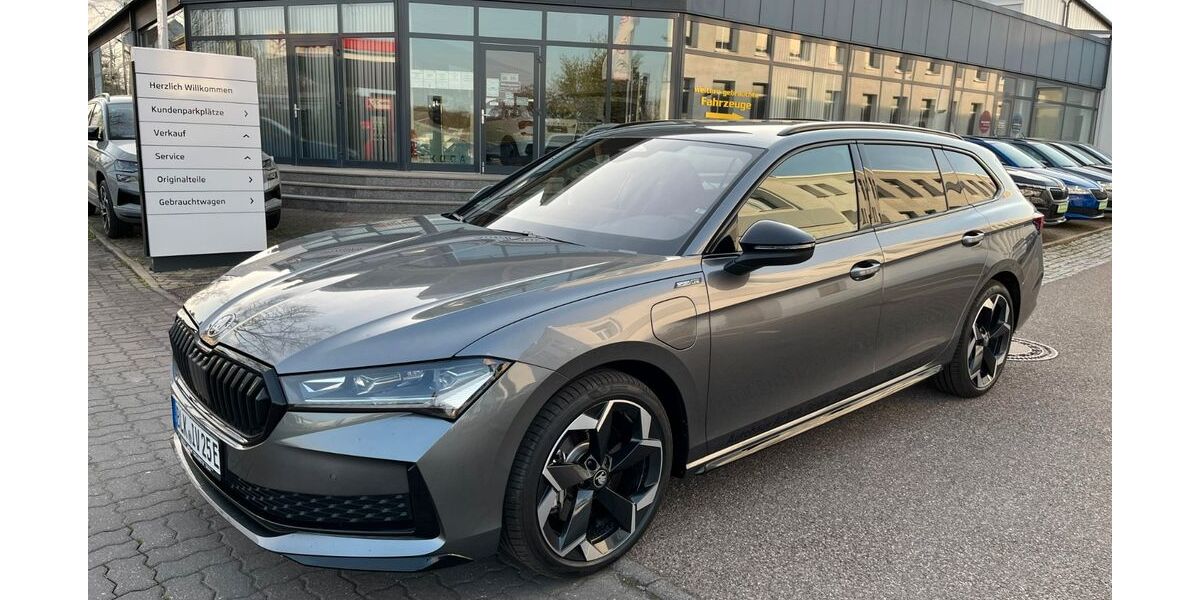 Skoda Superb 5.700 km 49.990 &euro; Zeitz 06712