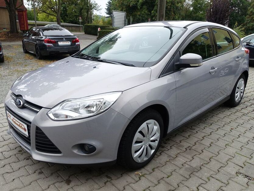 Ford Focus 117.400 km 5.600 € Zwickau 08056