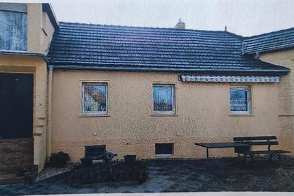 Haus Teuchern - 5 Zimmer, 110 m&sup2;, 150.000&euro; | Angebot:25844236