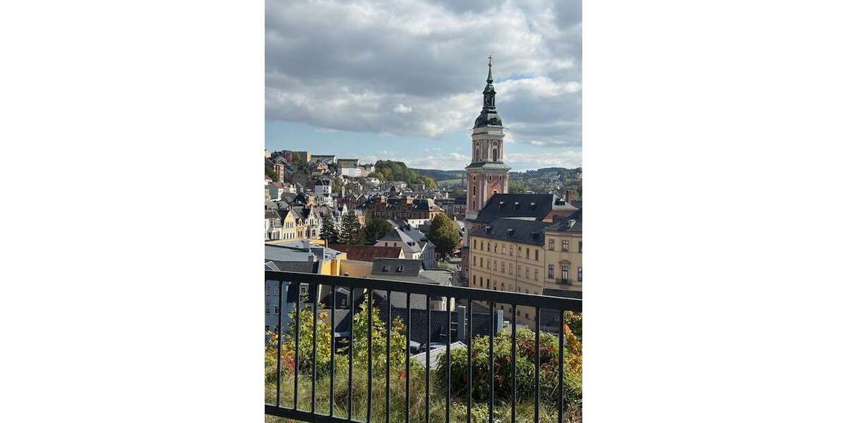 Einfamilienhaus Greiz - 9 Zimmer, 210 m&sup2;, 65.000&euro; | Angebot:24514141