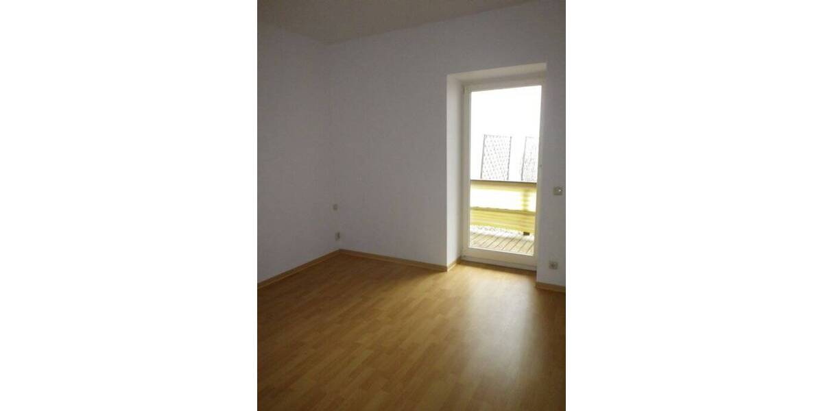 Etagenwohnung Altenburg - 2 Zimmer, 55 m&sup2;, 335&euro; | Angebot:25674014
