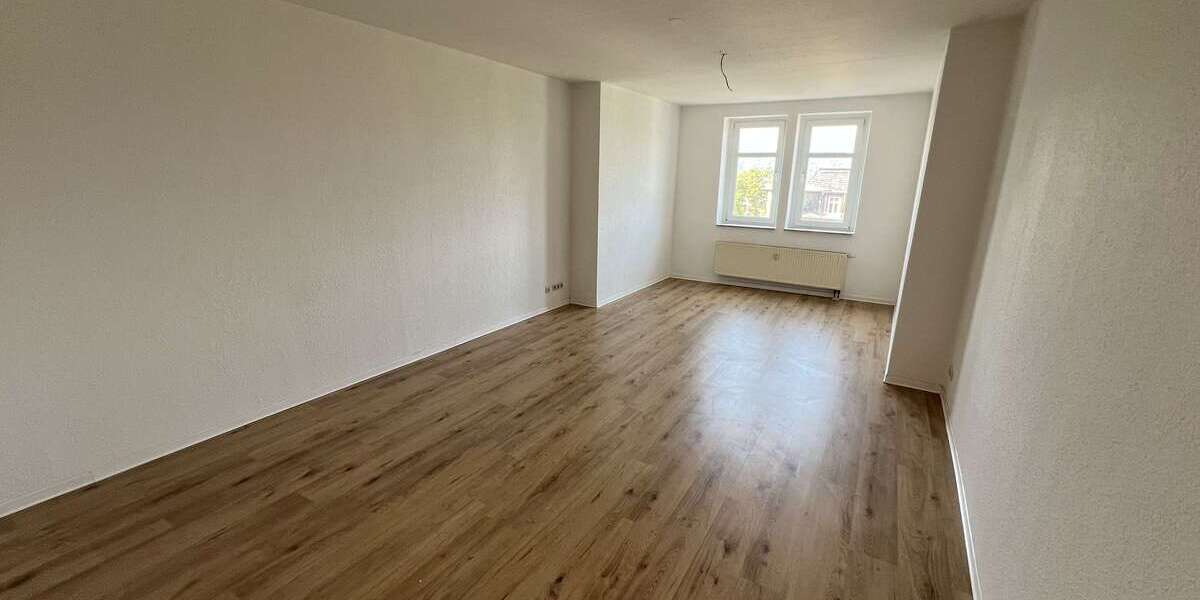 Etagenwohnung Gera Ostviertel - 4 Zimmer, 114 m&sup2;, 742&euro; | Angebot:26914521