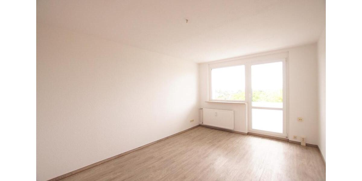 Etagenwohnung Triptis - 4 Zimmer, 69 m&sup2;, 415&euro; | Angebot:26179984