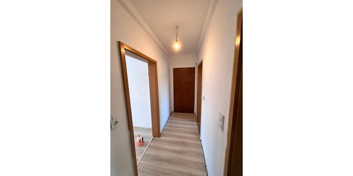 Etagenwohnung Neustadt an der Orla - 3 Zimmer, 70 m&sup2;, 390&euro; | Angebot:26431103