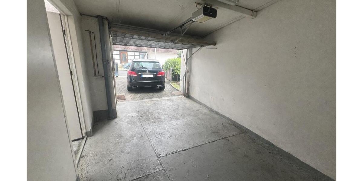 Charmantes Einfamilienhaus mit Substanz, Garage, Garten und Terrasse ! - Einfamilienhaus Gera Zwötzen | Angebot:26193442