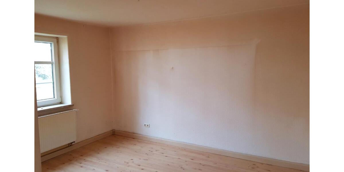 Erdgeschoßwohnung Meuselwitz - 2 Zimmer, 49 m&sup2;, 295&euro; | Angebot:26346016