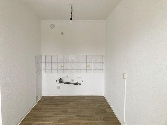 Etagenwohnung Hermsdorf - 4 Zimmer, 73 m&sup2;, 440&euro; | Angebot:26382389