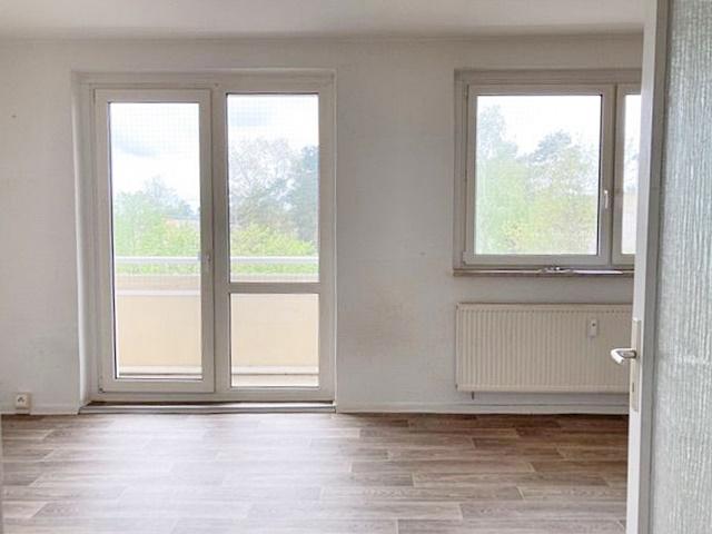 Etagenwohnung Hermsdorf - 4 Zimmer, 73 m&sup2;, 440&euro; | Angebot:23767567