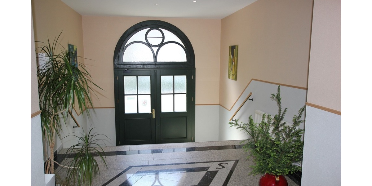 Altersgerechte & ruhig gelegene 1 Zimmer Whg. m. Balkon & Aufzug (WE16) - Dachgeschoßwohnung Gera Ostviertel | Angebot:26882324