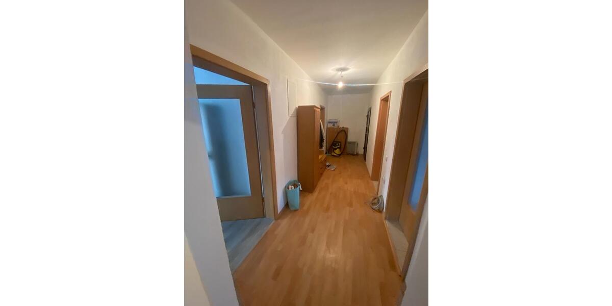 Reihenhaus Crimmitschau - 12 Zimmer, 230 m&sup2;, 85.000&euro; | Angebot:27001689