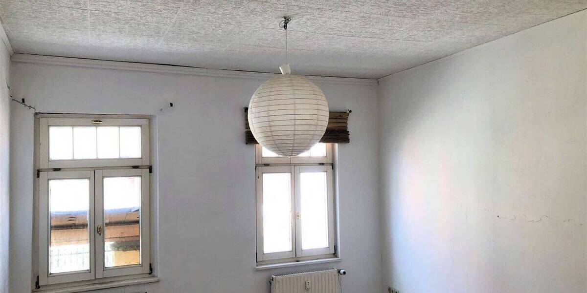 Denkmalgeschütztes Mehrfamilienhaus mit Gewerbeeinheit im Herzen von Weida 7 zimmer