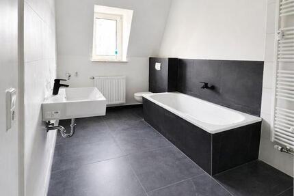 Wohnung Meerane - 3 Zimmer, 71 m&sup2;, 585&euro; | Angebot:25306550