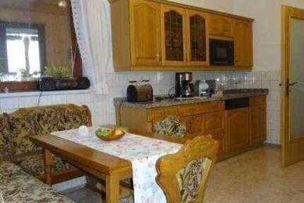 Wohnung Auma-Weidatal Auma - 4 Zimmer, 105 m&sup2;, 450&euro; | Angebot:25688133