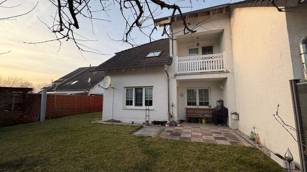 Doppelhaushälfte Laasdorf - 4 Zimmer, 120 m&sup2;, 350.000&euro; | Angebot:25705589