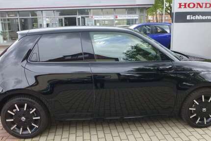 Honda e