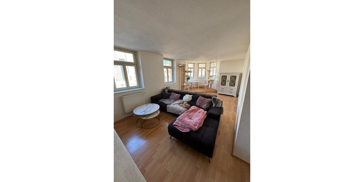 Etagenwohnung Altenburg - 2 Zimmer, 83 m&sup2;, 498&euro; | Angebot:26613171