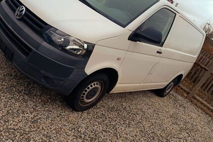 VW T5 Transporter 245.000 km 4.899 &euro; Gera 07551