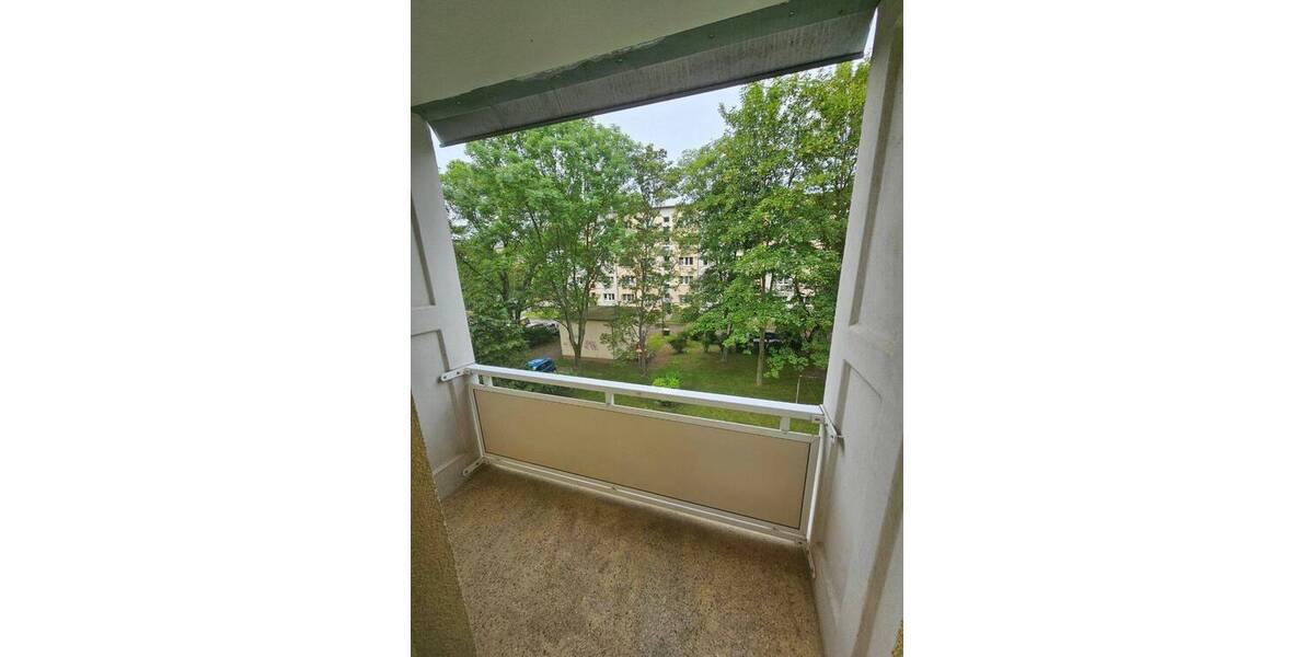 Etagenwohnung Altenburg Südost - 3 Zimmer, 59 m&sup2;, 335&euro; | Angebot:26555426