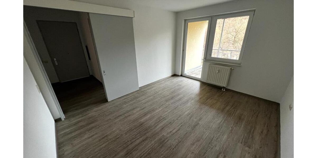Barrierefreies Wohnen mit Aufzug im Zentrum von Weida! 3-Raum-EG-Wohnung mit Balkon! - Etagenwohnung Weida Liebsdorf | Angebot:26887891