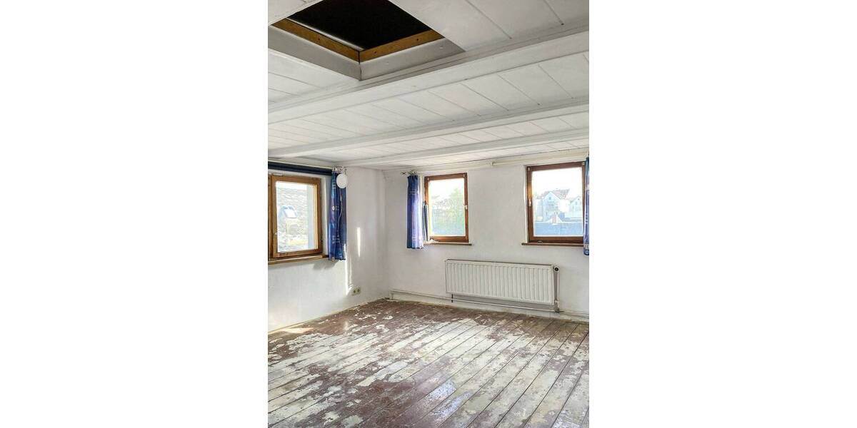 Einfamilienhaus Meerane Crotenlaide - 6 Zimmer, 150 m&sup2;, 49.000&euro; | Angebot:26499675