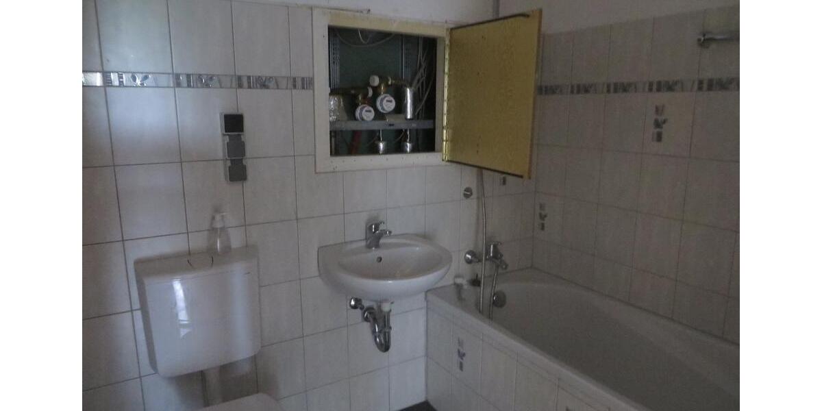Etagenwohnung Bad Klosterlausnitz - 5 Zimmer, 115 m&sup2;, 205.000&euro; | Angebot:27017034