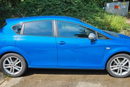 Seat Leon 111.122 km 6.999 € Crossen 07613