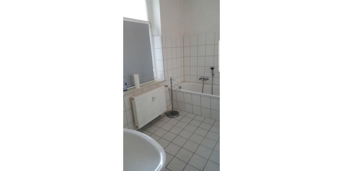 Etagenwohnung Werdau - 3 Zimmer, 75 m&sup2;, 29.000&euro; | Angebot:27023023