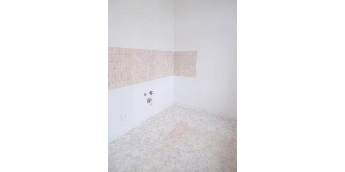 Etagenwohnung Werdau - 3 Zimmer, 65 m&sup2;, 370&euro; | Angebot:25249800