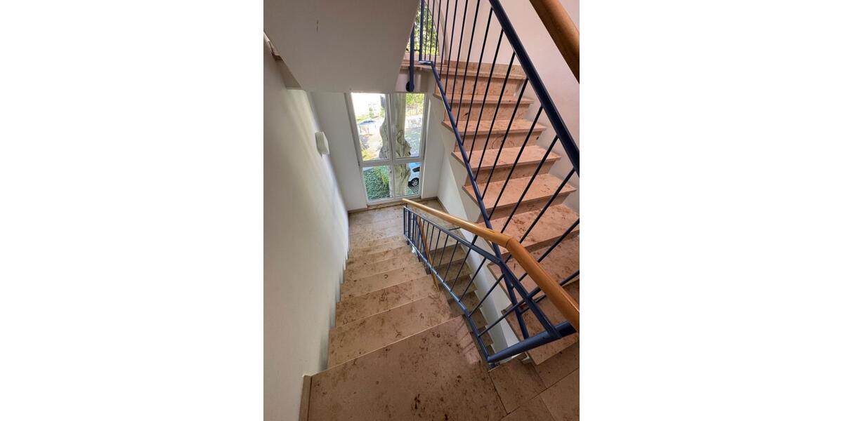 Kapitalanlage: Eigentumswohnung mit Stellplatz in ansprechender Wohngegend! - Mehrfamilienhaus, Wohnhaus Gera Alt-Bieblach | Angebot:26132110