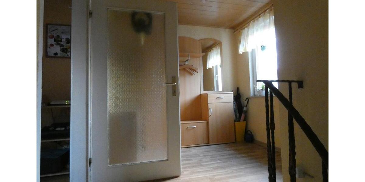 Mehrfamilienhaus, Wohnhaus Münchenbernsdorf - 8 Zimmer, 180 m&sup2;, 138.000&euro; | Angebot:26593646