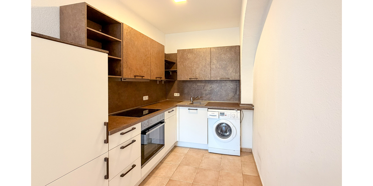 Einbauküche! Hochwertige 4 Raum-Wohnung mit modernem Bad und großem Balkon! Die Wohnung zum Wohlfühlen. - Dachgeschoßwohnung Gera Ostviertel | Angebot:26334831