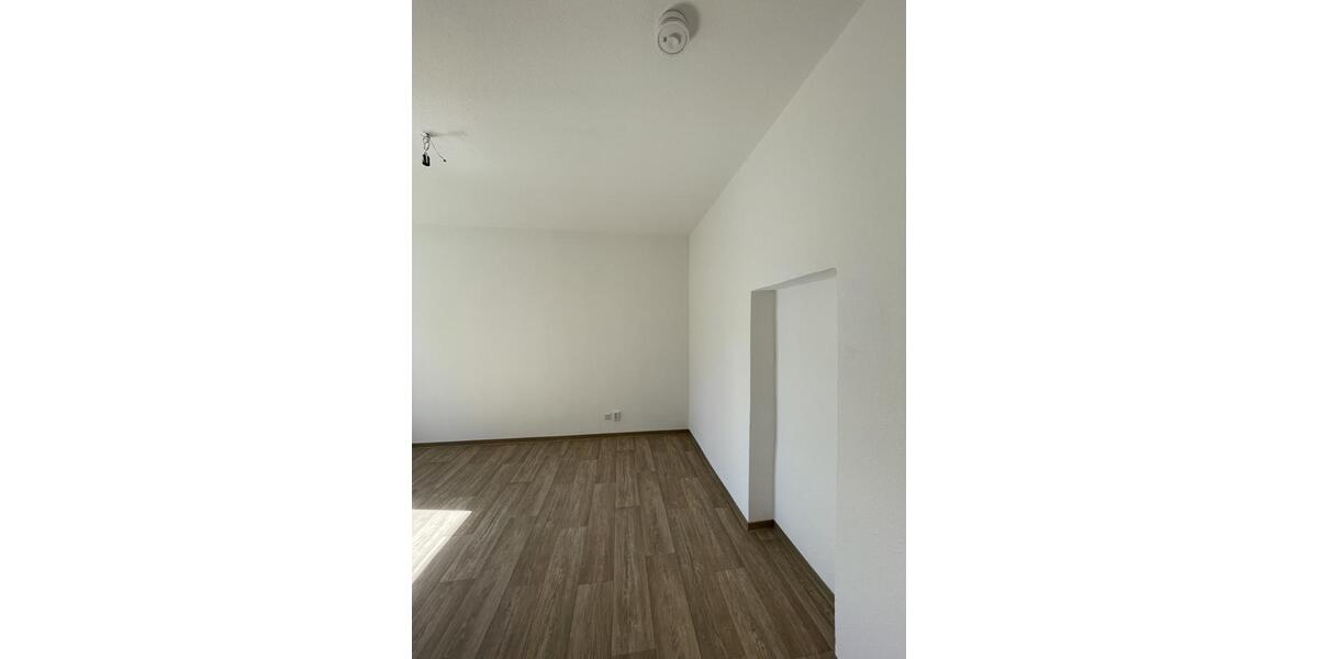 Etagenwohnung Elsteraue - 2 Zimmer, 64 m&sup2;, 425&euro; | Angebot:23726500