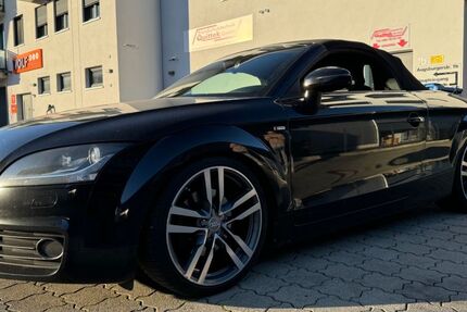 Audi TT 220.000 km 8.500 &euro; Greiz 07973