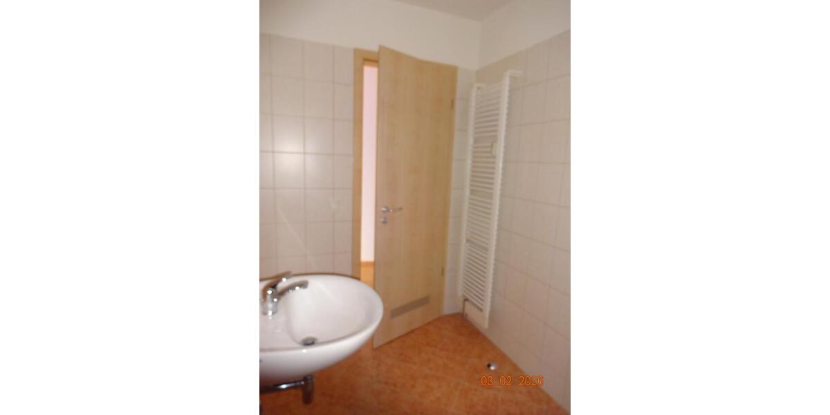 Etagenwohnung Altenburg - 2 Zimmer, 63 m&sup2;, 500&euro; | Angebot:26444042