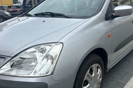 Honda Civic 73.000 km 1.800 € zwickau 08064
