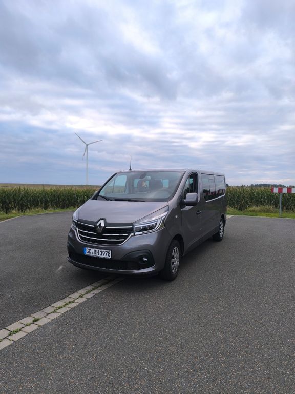 Renault Trafic 63.000 km 29.999 € Meerane 08393