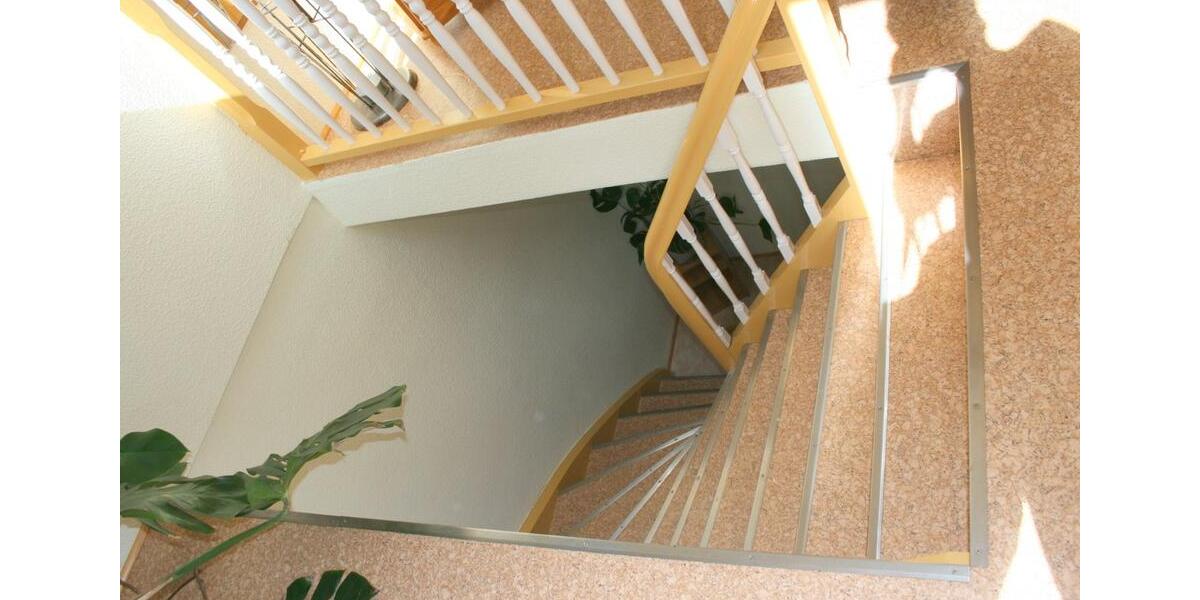 Dachgeschoßwohnung Stadtroda - 3 Zimmer, 69 m&sup2;, 550&euro; | Angebot:25304494