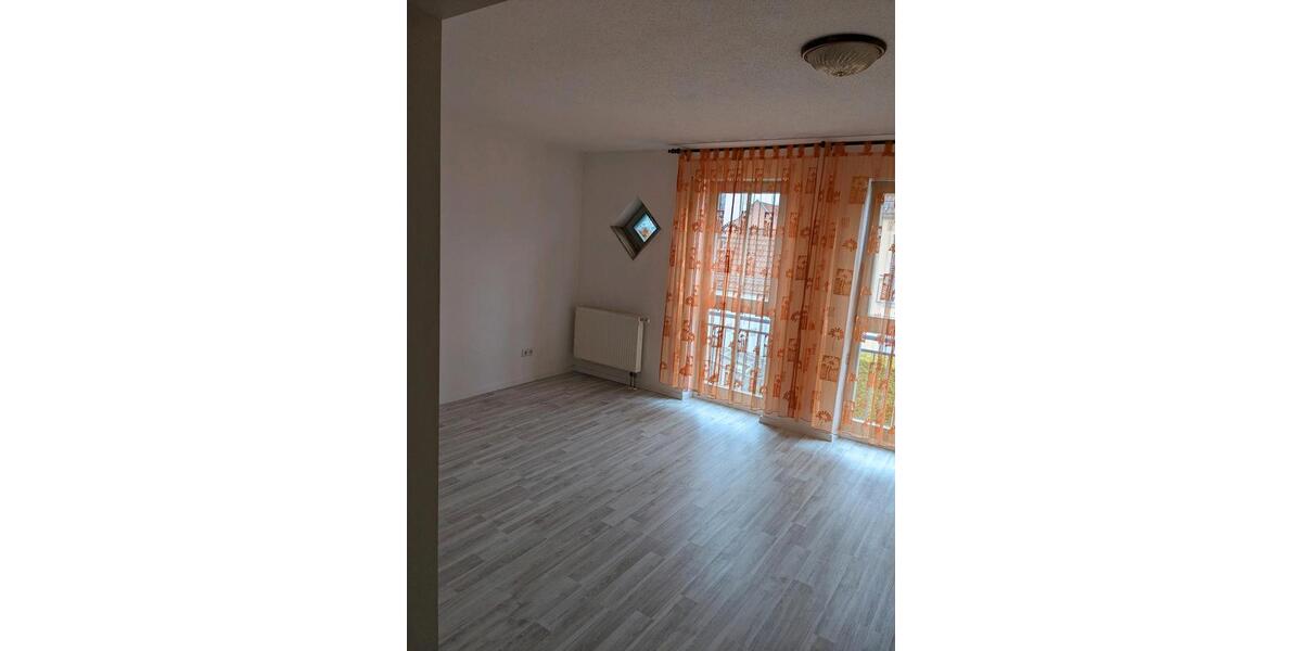 Reihenhaus Werdau - 5 Zimmer, 125 m&sup2;, 209.000&euro; | Angebot:27001786