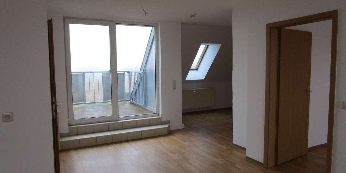 Etagenwohnung Langenwetzendorf OT Wildetaube Wildetaube - 4 Zimmer, 87 m&sup2;, 437&euro; | Angebot:26989068