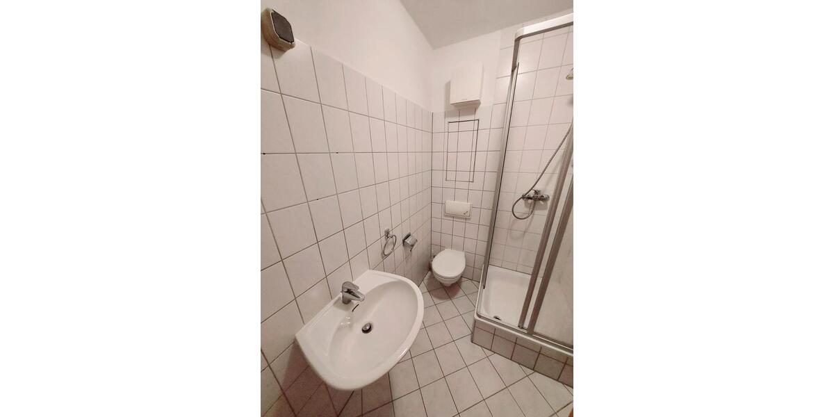 Etagenwohnung Werdau - 2 Zimmer, 40 m&sup2;, 220&euro; | Angebot:26618939