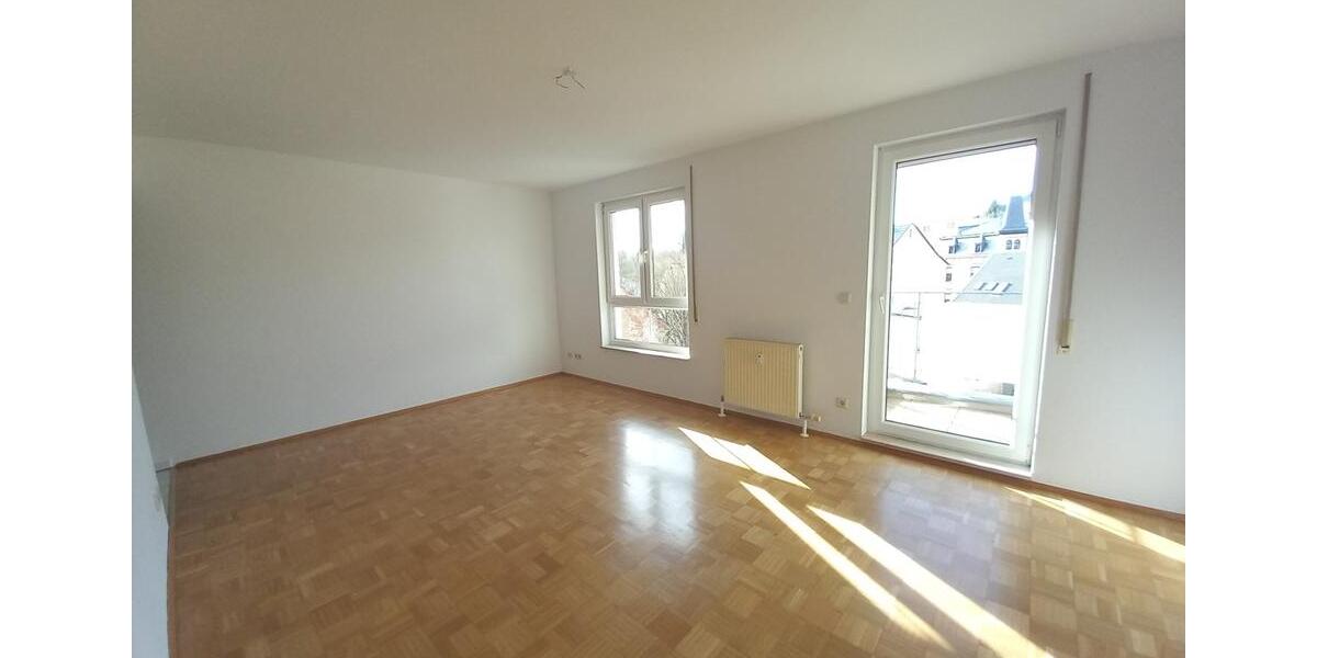 Etagenwohnung Crimmitschau - 1 Zimmer, 38 m&sup2;, 250&euro; | Angebot:26068160