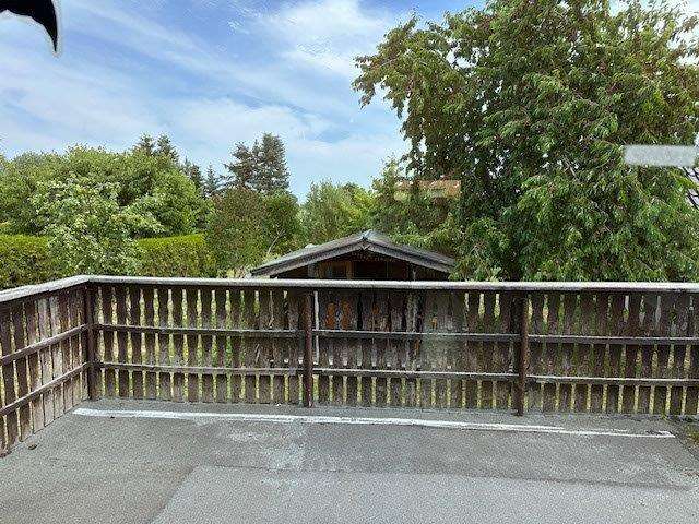 Wohnen auf einer Ebene - Großer sanierungbedürftiger Bungalow mit viel Potenzial - Einfamilienhaus Triptis | Angebot:24542218