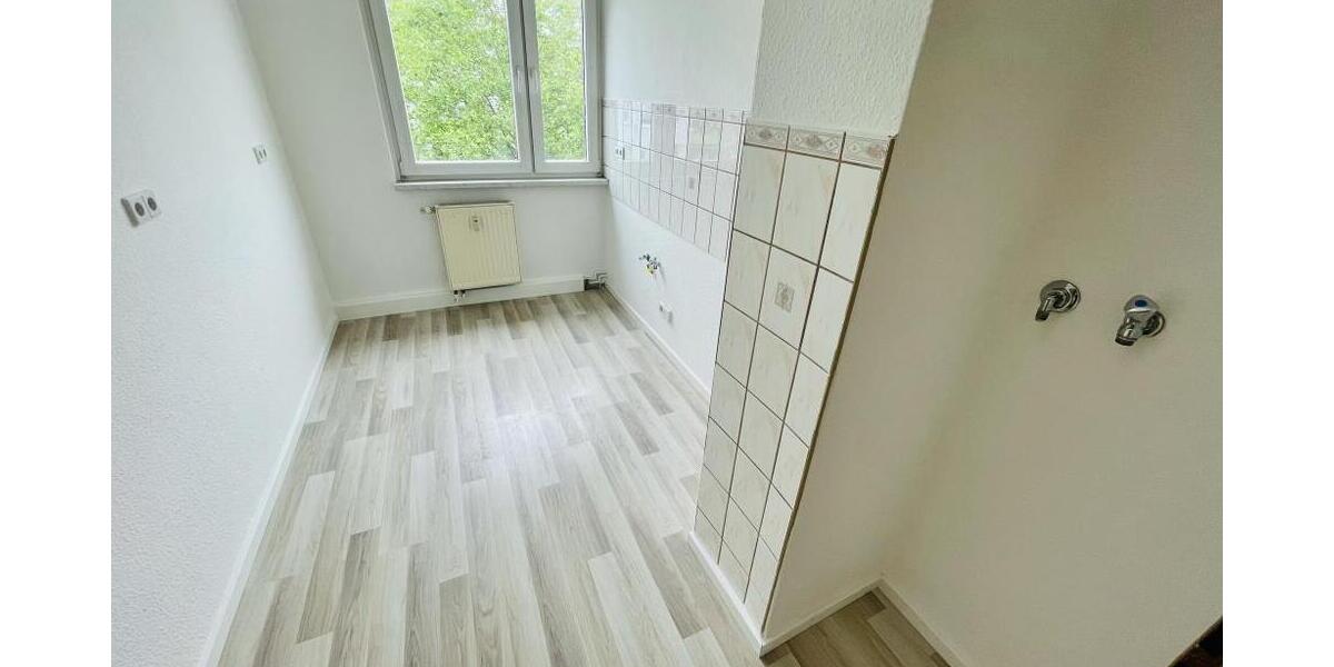 Sonnige 4 Raum Whg. mit Balkon in Gera-Langenberg! - Etagenwohnung Gera Langenberg | Angebot:26335683
