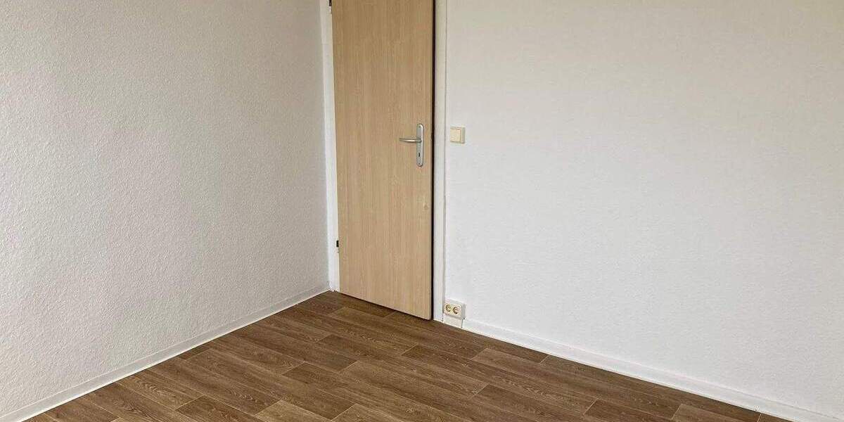 Familienfreundliches Zuhause im Dachgeschoss mit Aufzug sucht Nachmieter. 3 zimmer