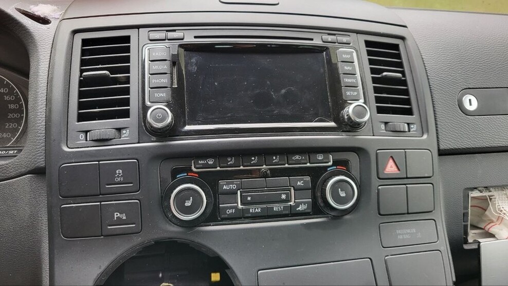 VW T5 Multivan 30.000 km 10.000 € Groitzsch 04539