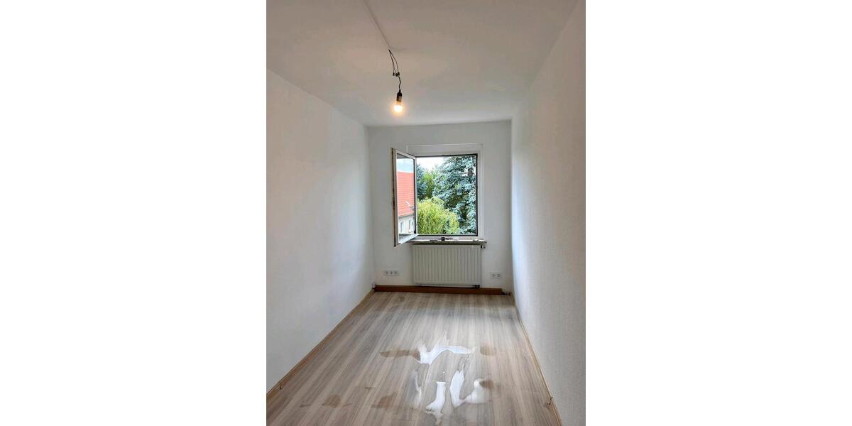Etagenwohnung Neustadt an der Orla - 3 Zimmer, 70 m&sup2;, 390&euro; | Angebot:26580708
