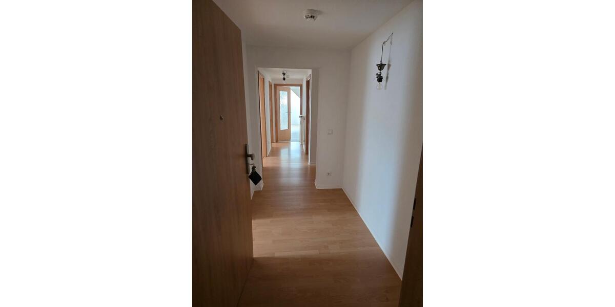 Dachgeschoßwohnung Triptis - 2.5 Zimmer, 422&euro; | Angebot:21660722