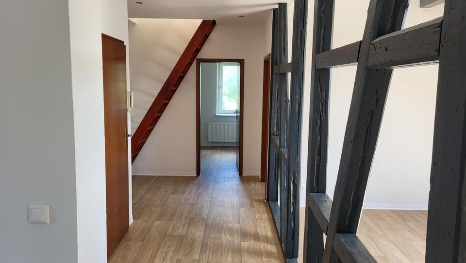 Dachgeschoßwohnung Zeitz - 3 Zimmer, 82 m&sup2;, 540&euro; | Angebot:25974887