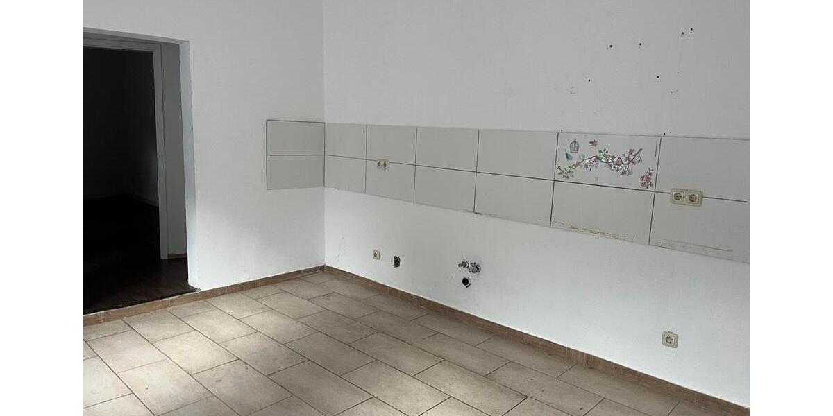 Mehrfamilienhaus in Altenburg zu verkaufen – hohe Rendite zimmer