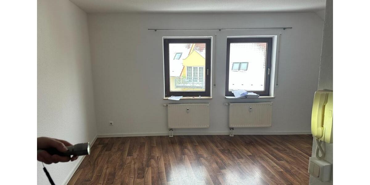 Etagenwohnung Bad Klosterlausnitz - 3 Zimmer, 67 m&sup2;, 129.000&euro; | Angebot:25238304